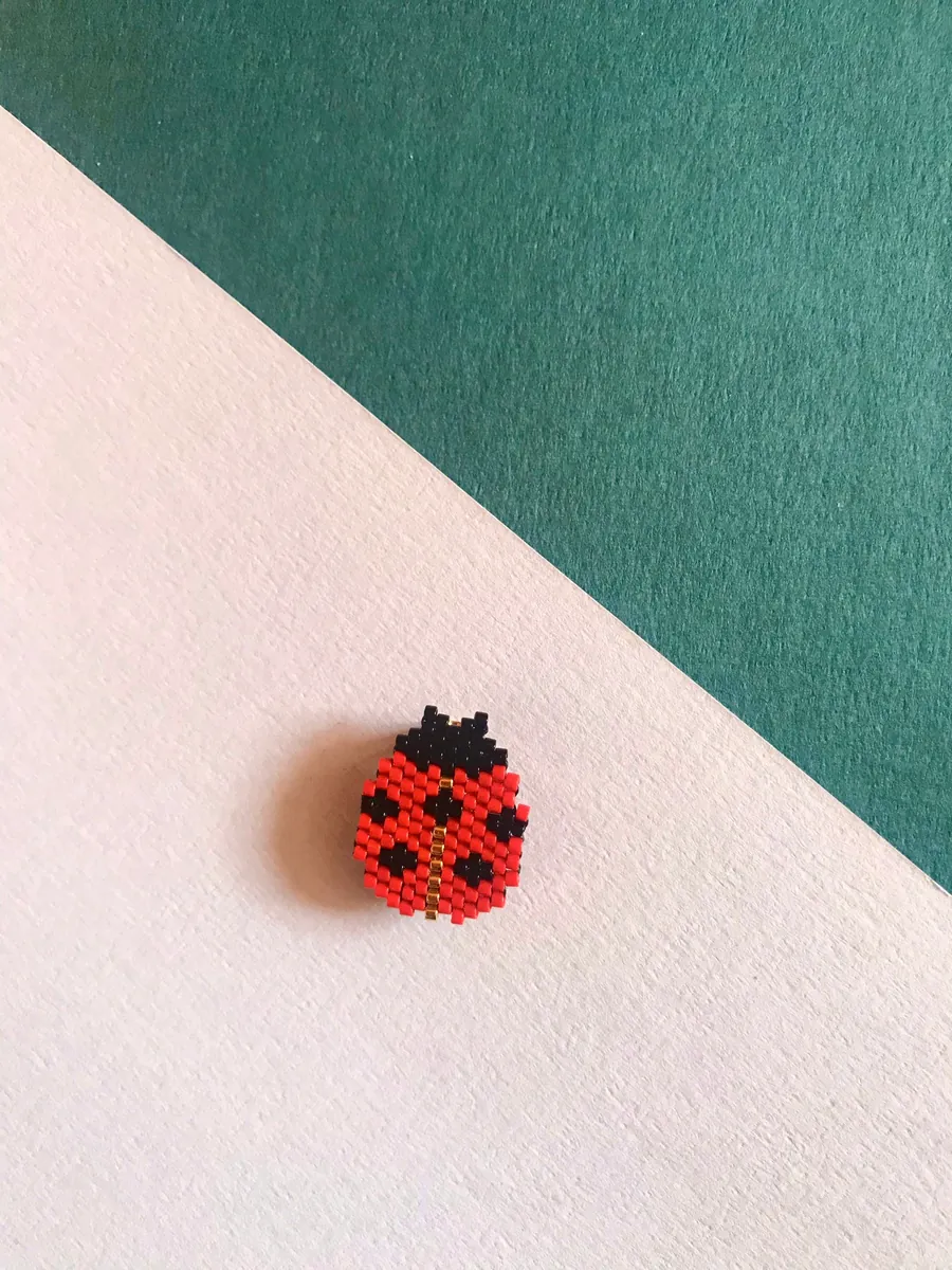 Broche Coccinelle — Atelier Miyuki