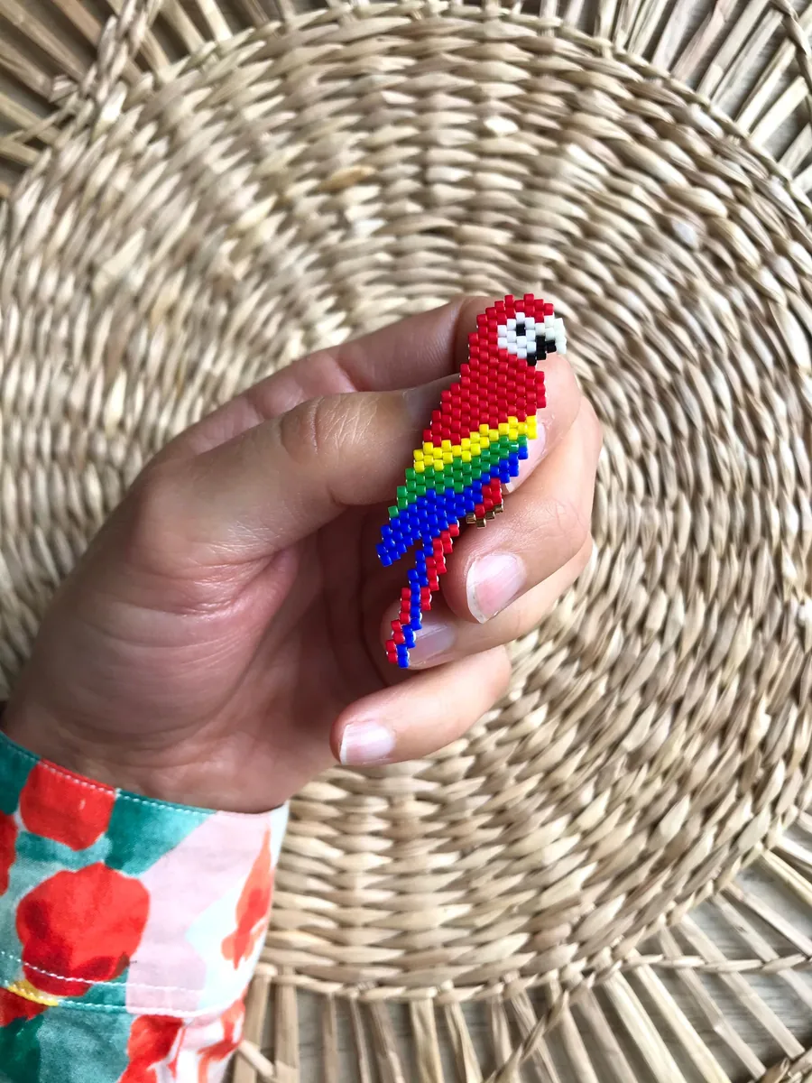 Broche Perroquet oiseau — Atelier Miyuki